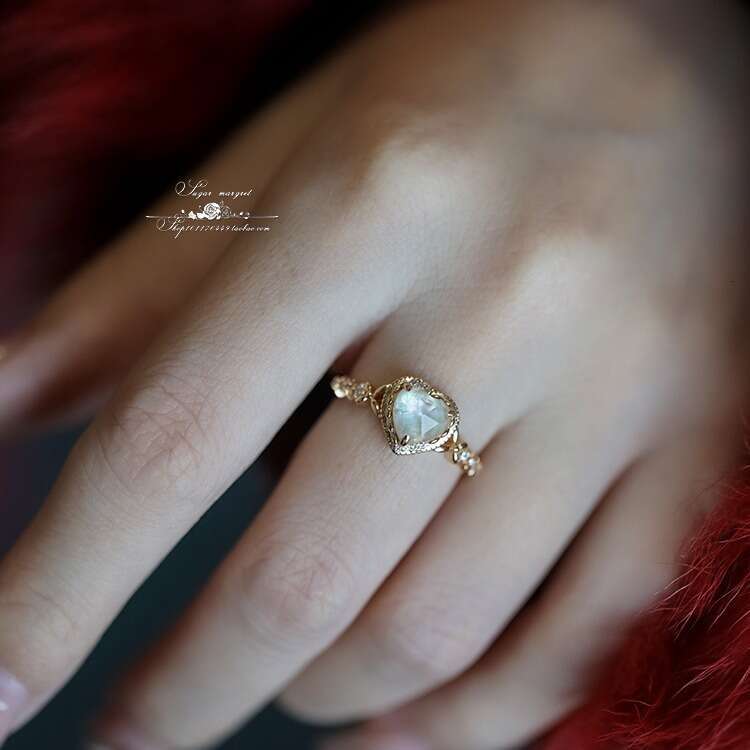 Gestern Yesterday's Enchanting Radiance Like a Dream Natural Color Shell White Crystal Collage Light Luxury Ring