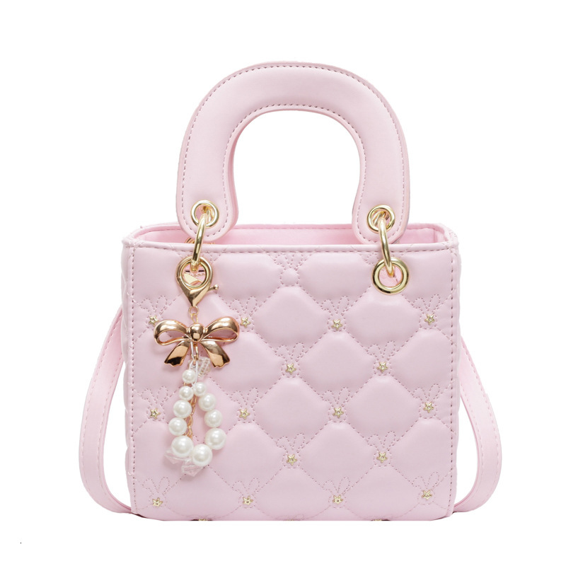 Free shipping designer Handbag Tote Bag Women Bag 2025 New Trend Hot Style Shoulder Bag Versatile Fashionable High-end Crossbody Bag