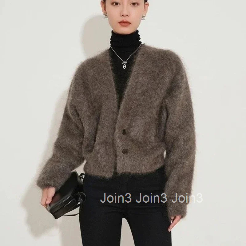 Ladies Sweaters Short Knitted Top for Women Crop Cardigan Brown Sale 90s Vintage Korean Style Y2k Winter 2025 Cold Clothing Warm