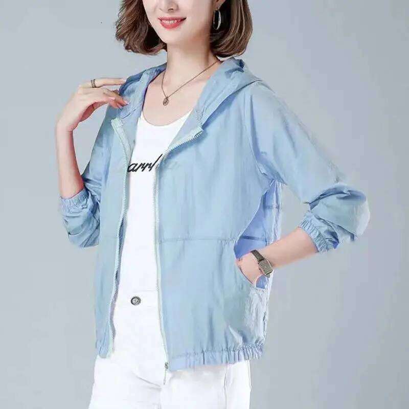 Women's Short-Sleeve Summer Jacket - Loosely Fitted Casual Coats with UV Protection