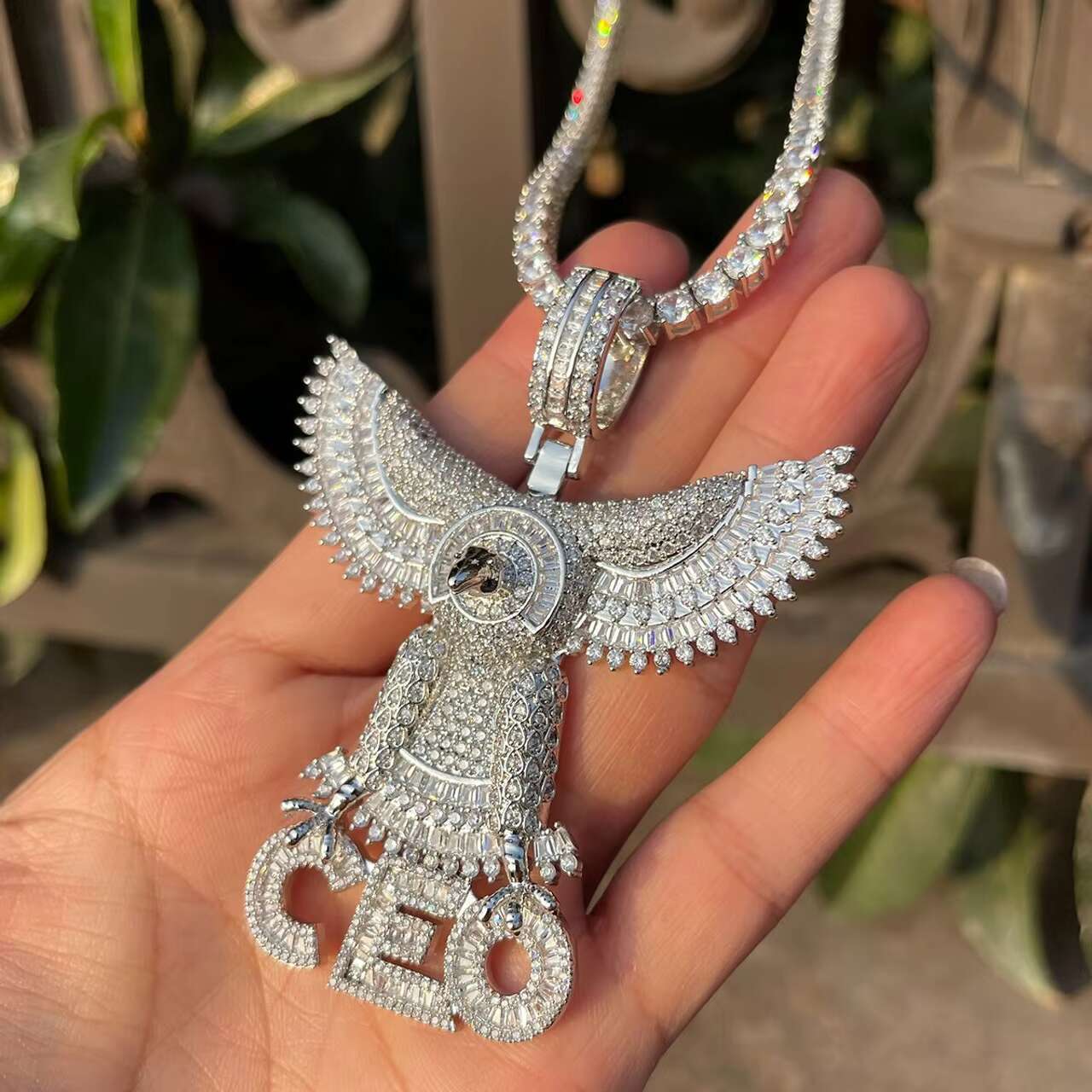 Luxury Soaring Eagle Flying with Letter CEO Pendant Necklace Hip Hop Iced out Full Diamond Moissanite Charm