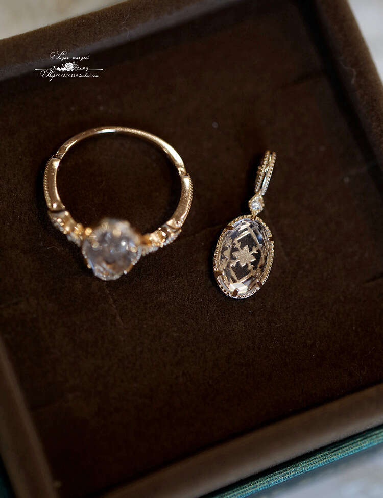 "Mirror Spring Poetry" Exquisite Light Luxury High Imitation Natural White Crystal Luxurious Rose Flower Women's High-end Sense Ring