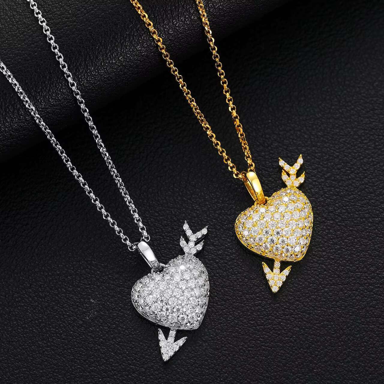 Luxury Solid Sterling Silver Heart with Arrow Pendant Necklace New Design VVS Moissanite Diamond for Men Women