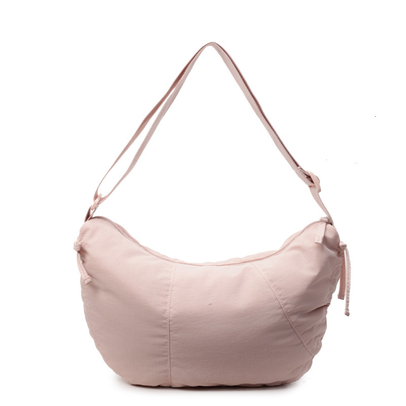 Free shipping designer Hot-Selling Nylon Bag for Women Large Capacity 2025 New Lightweight Dumpling Bag Trendy Fashion Crossbody Bag for Going Out