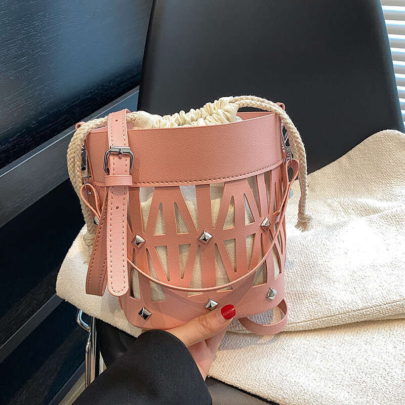 Trend 2025 Summer New High-End Hollow Mother-Daughter Bag Daily Commute Phone Miscellaneous Bucket Handbag