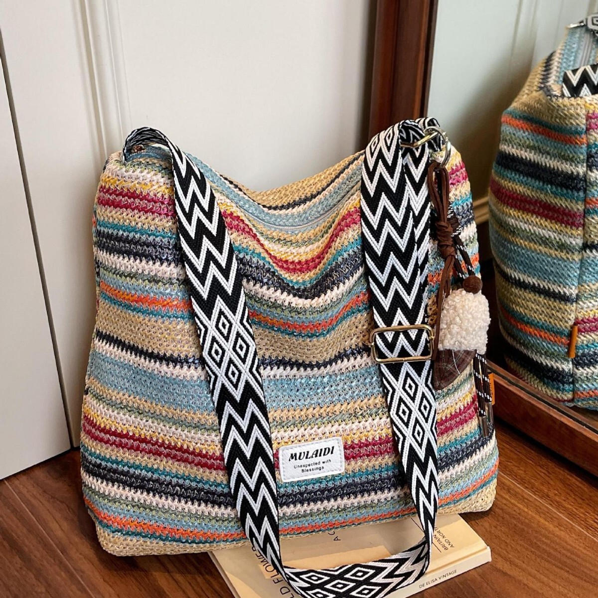 Free shipping designer Summer Trend Straw Bag for Women 2025 New Beach Vacation Commuter Woven Bag Large Capacity High-end Tote Bag