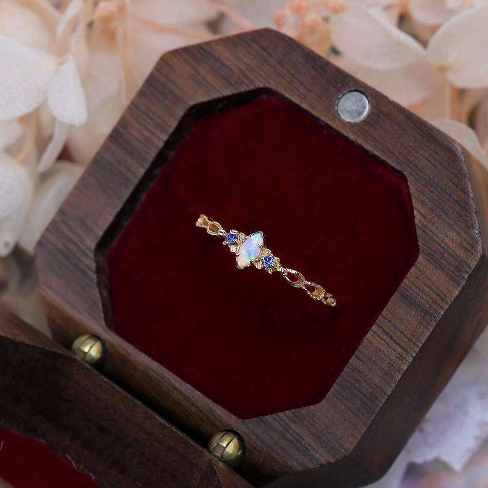 New Korean and Japanese Style Rings for Women, Personalized Gold-Plated Jewelry Accessories, Hot-Selling Live Streaming Explosive Products