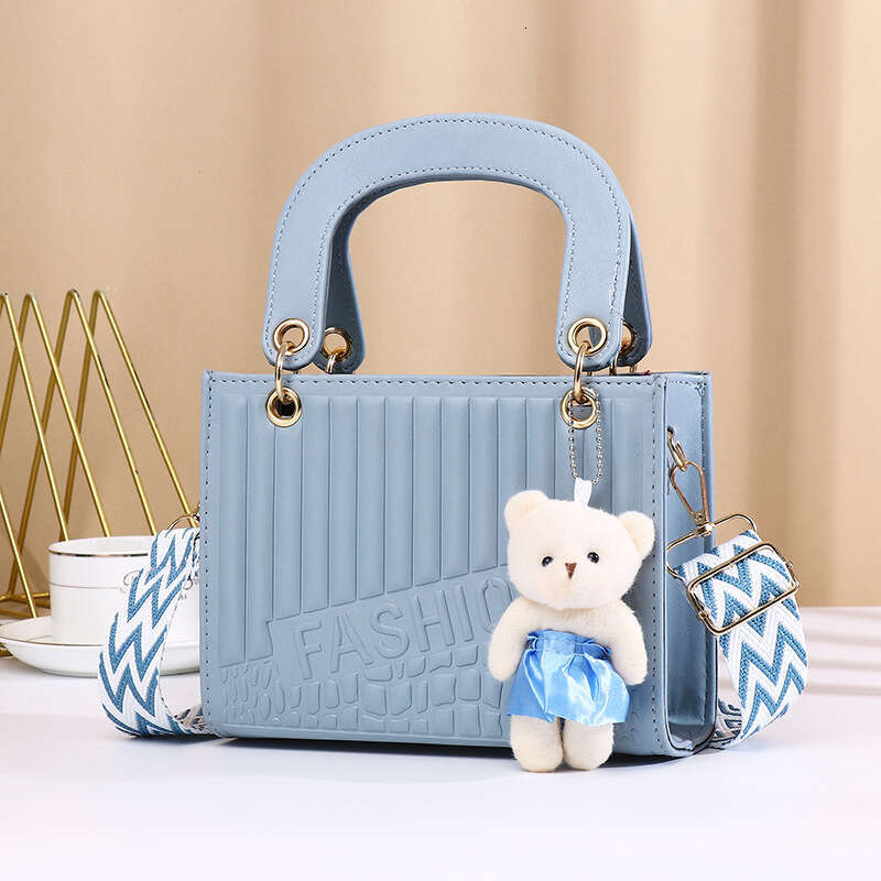 New Commuter Texture Handbag for Women Summer Simple Solid Color Single Shoulder Crossbody Small Square Bag