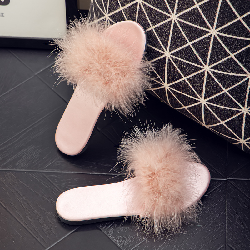 Women's new wedding red slippers fashionable women's sandals designer shoes daily commuting fashionable women's shoes