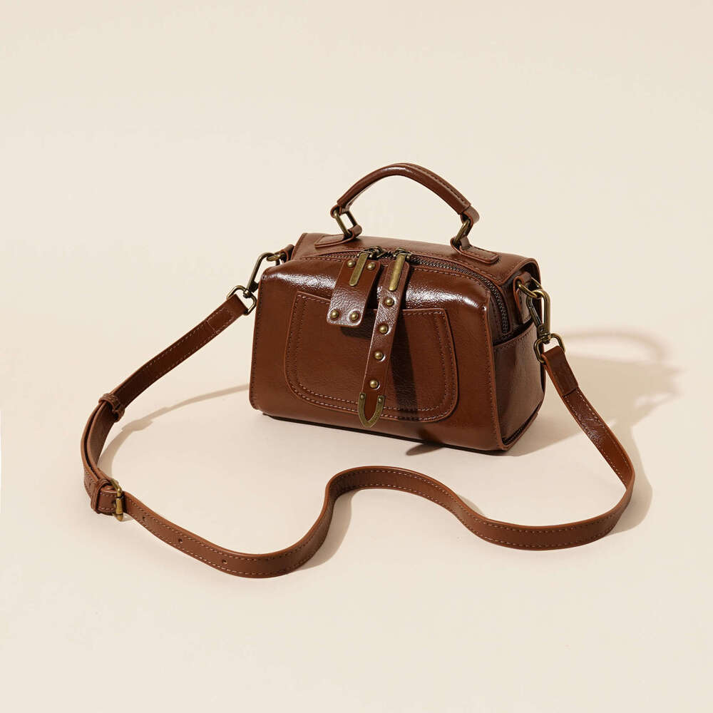Women's Bag Shoulder Crossbody bag Spring Summer New Genuine Boston Pillow Fashion Casual Handbag Vegetable Tanned Leather