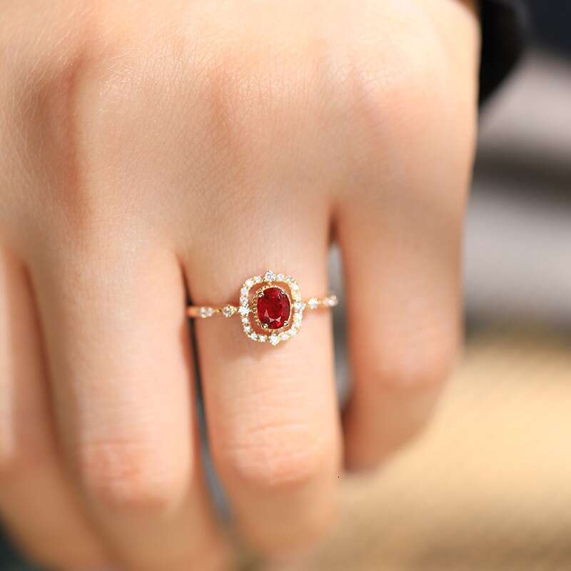 Red Oval Light Luxury Natural Inlaid Color Palace Style Exquisite Ring