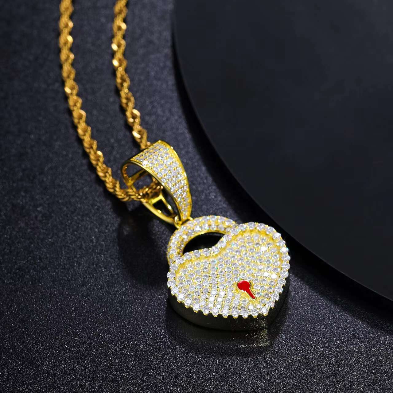 Luxury New 925 Sterling Silver Moissanite Necklace with Iced Blinged out Heart on Lock Pendant in Hip Hop Style