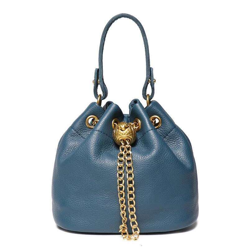 New Manual First Layer Cowhide Makeup Bags Fashion Casual Bucket High Quality Soft Chain Bag