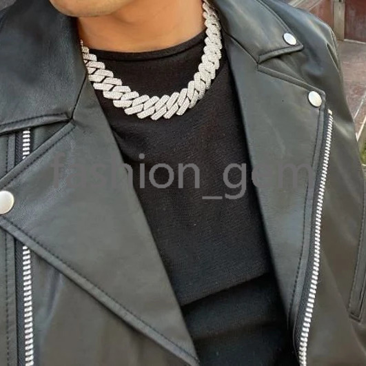 Master Rocks 925 Sterling Silver 18mm Iced Out Necklace VVS Moissanite Cuban Link Chain