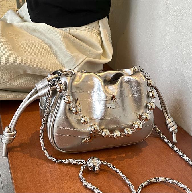 Free shipping designer Niche Fashion Beaded Handbag for Women Summer New Trendy Stylish Shoulder Bag High-end Bucket Bag