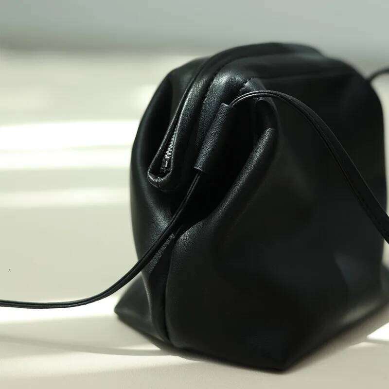 Women's Real Leather Crossbody Bags Designer Soft Black Shoulder Bag Cowhide Small Size Versatile Fashion Purses