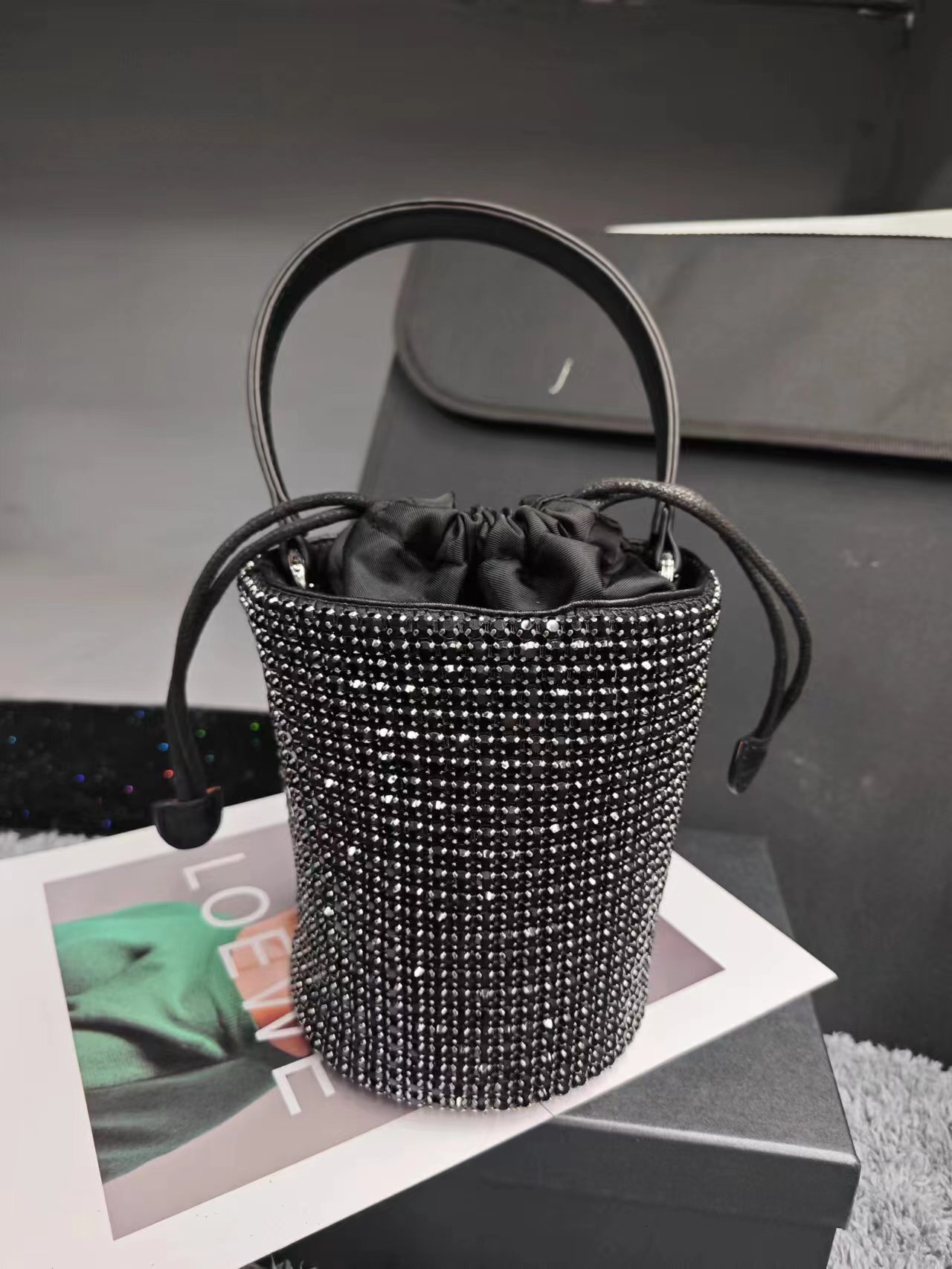 High Quality New Style Super Rhinestone Bag Handbag Design Sense Evening Bag Niche Light Crossbody Bag Women Small Tote Diamond Bag New Free Delivery 