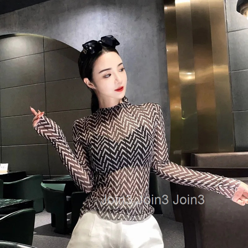 Skinny Clothes Mesh 2025 Female Tops Graphic Womens T Shirts Turtleneck Emo Y2k Japanese Tshirts Streetwear Fitted Tall O Tees