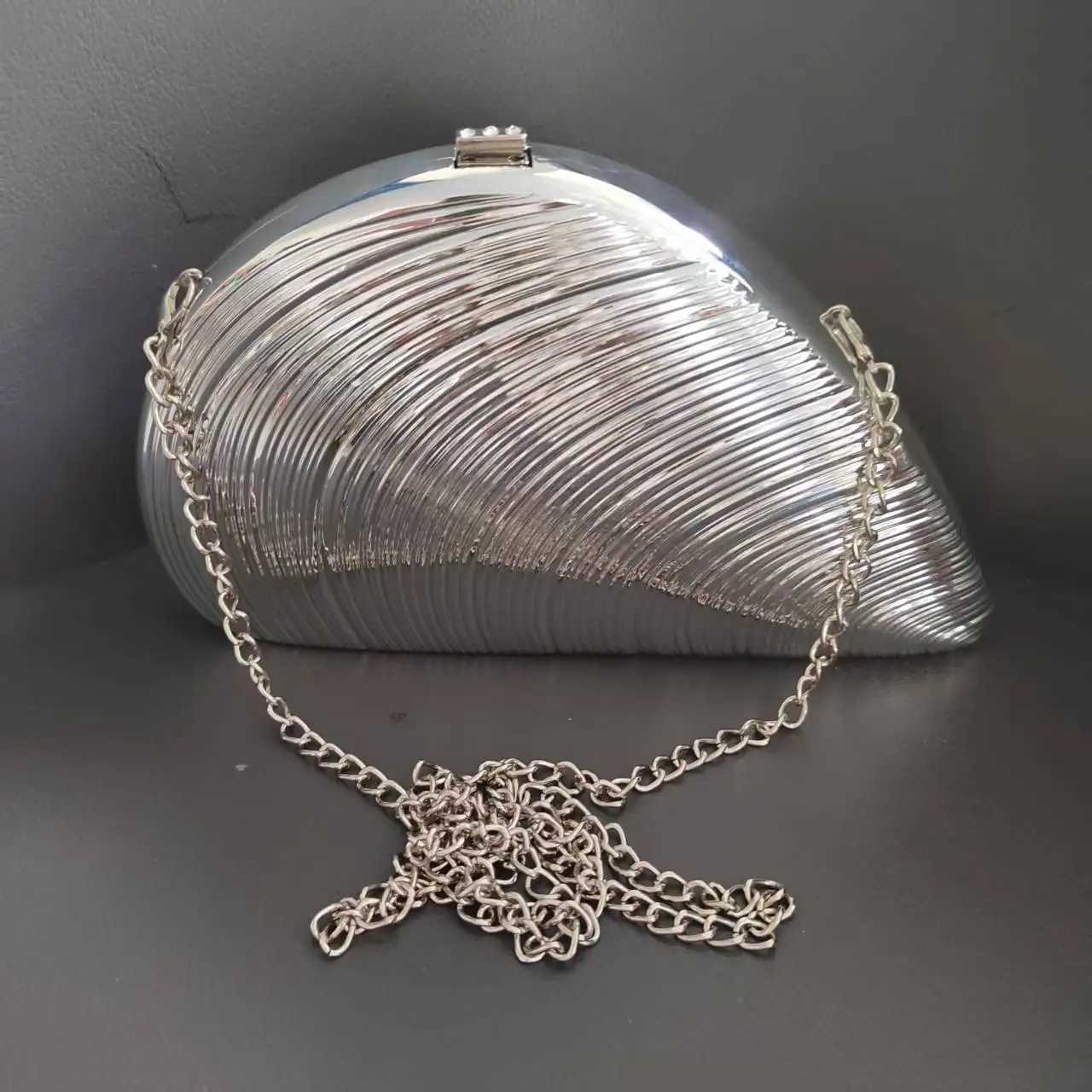 2025 Summer Spring Silver Spiral Oyster Shell Clutch Bag Silver With Silver Chain Z250618