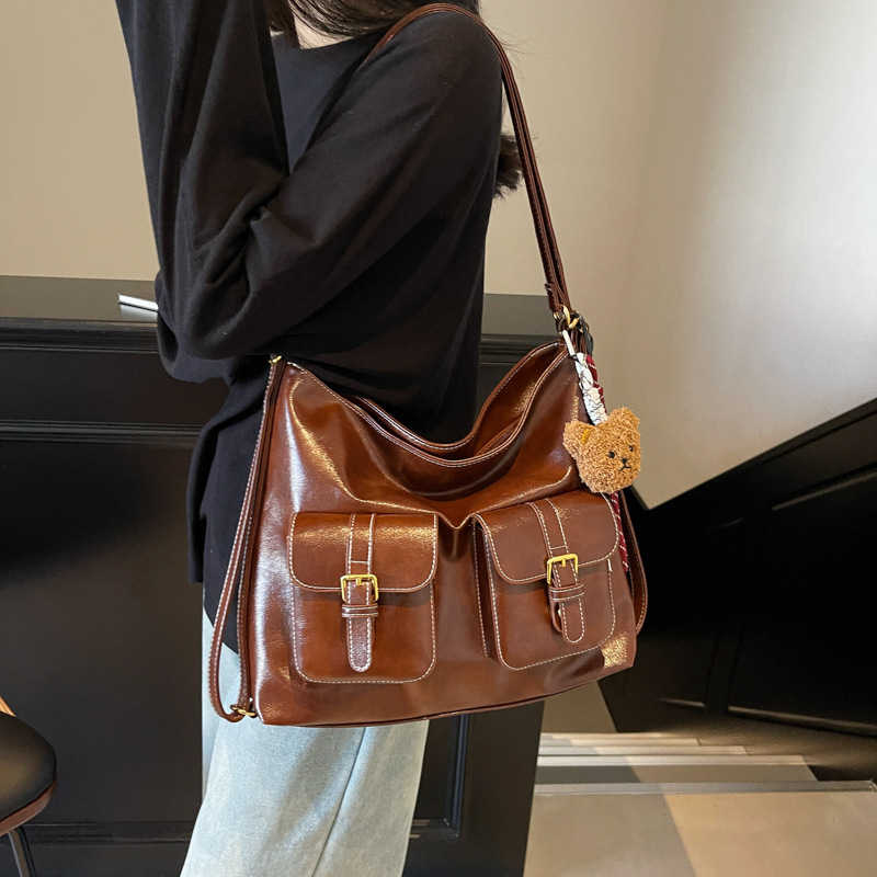 Free shipping designer Bag Versatile Commuter Multi-pocket Backpack Women Bag 2025 New Vintage Fashion Single Shoulder Bag Large Capacity Work Tote Ba