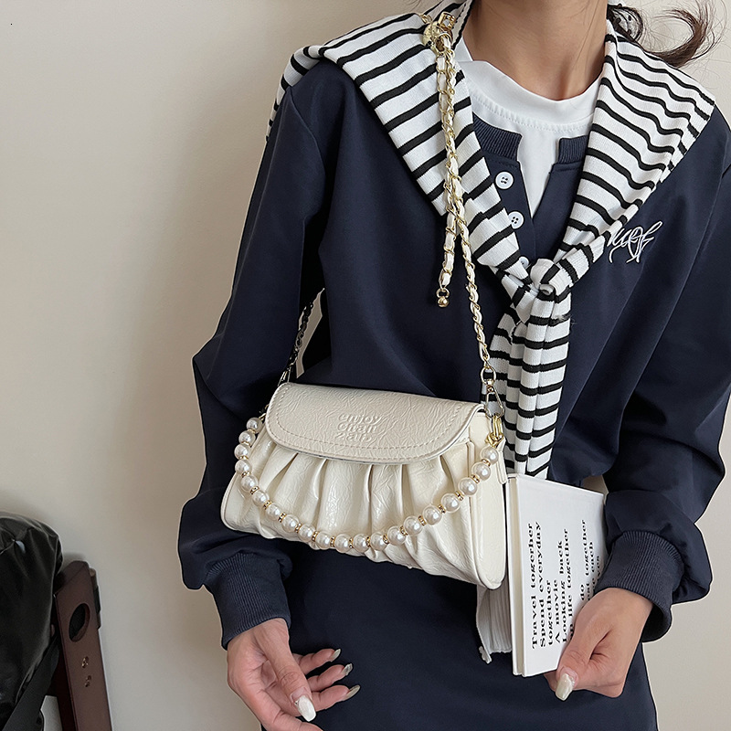 Free shipping designer Summer Trend Wrinkle Cloud Bag for Women 2025 New Fashionable Stylish Shoulder Bag High-end Commuter Crossbody Bag
