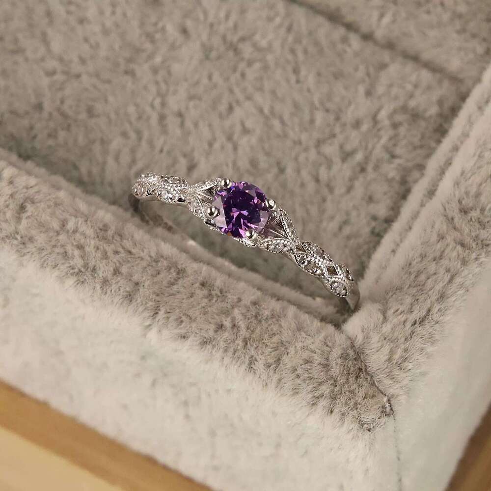 New Luxury Style Amethyst Zircon Women's Simple Fashion Ring