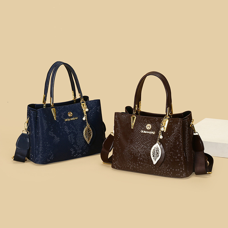 The Designer Offers Free Shipping On Elegant And Luxurious Patent Leather Fashionable Handbags, 2025 New Casual Women's Shoulder Bags And Luxury 