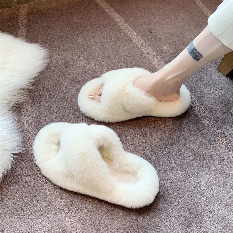 Women's fur slippers outdoor new Korean fashion shoes autumn and winter home indoor cotton slippers designer sandals slippers