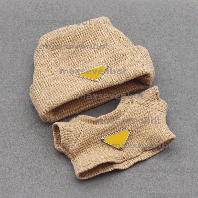 Designer LaBuBu Key Chain suit clothes Bag Charm Monsters Big Into Energy SeriesBlind Box Kawaii Figure Fe Doll ClothesDoll Keychain cap Decor Gift L2