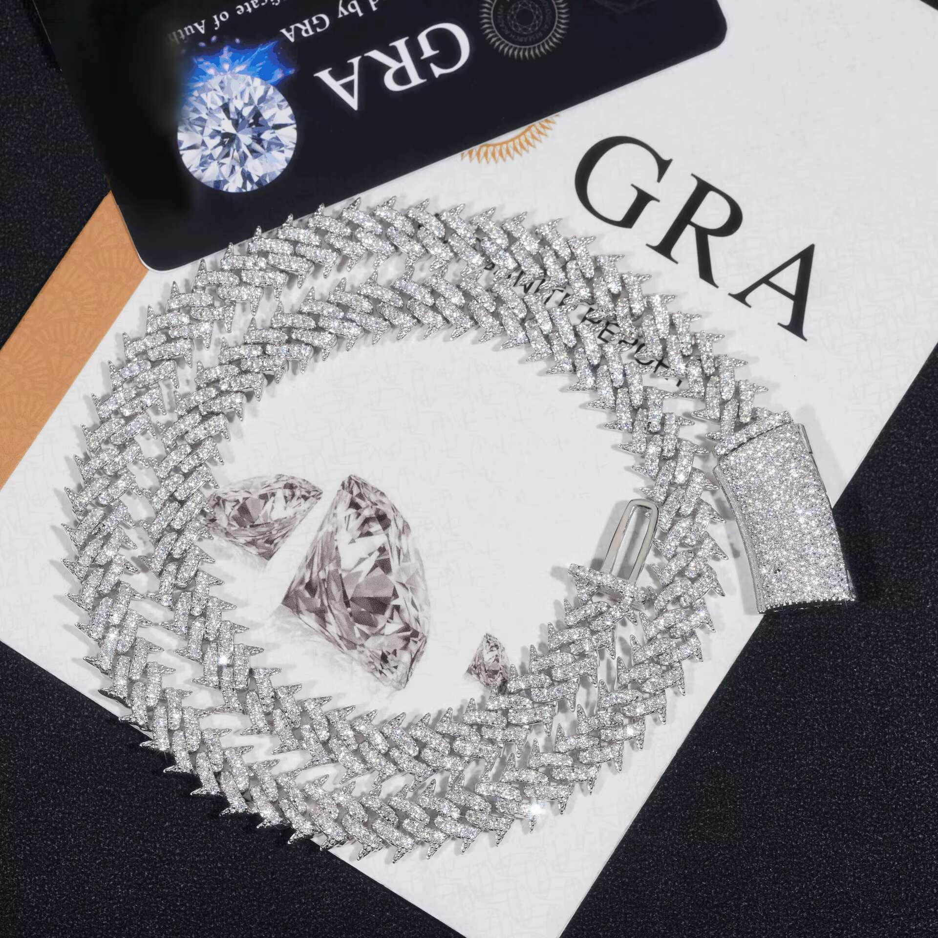 Custom 925 Sterling Silver VVS Moissanite Cuban Link Chain Hip Hop Style Ice Out Mossanite Necklace