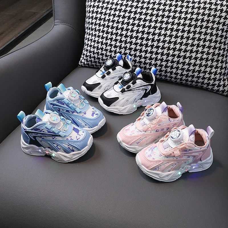 New Child Sneakers Spring Autumn Versatile Child Shoes Breathable Non Slip Soft Soled Girl Shoes Light Up Casual Basketball Shoe Z250618
