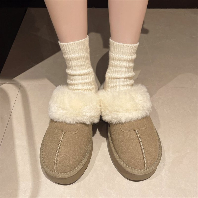 new free shipping designer slippers for woman Indoor outdoor sliders keep warm Thick woolen vintage casual Plush sandals black brown