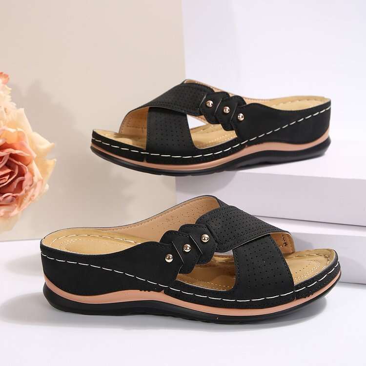 Wedge Flat Casual Slippers for Women 2024 New Cross Strap Solid Color Plus Size Versatile Shoes