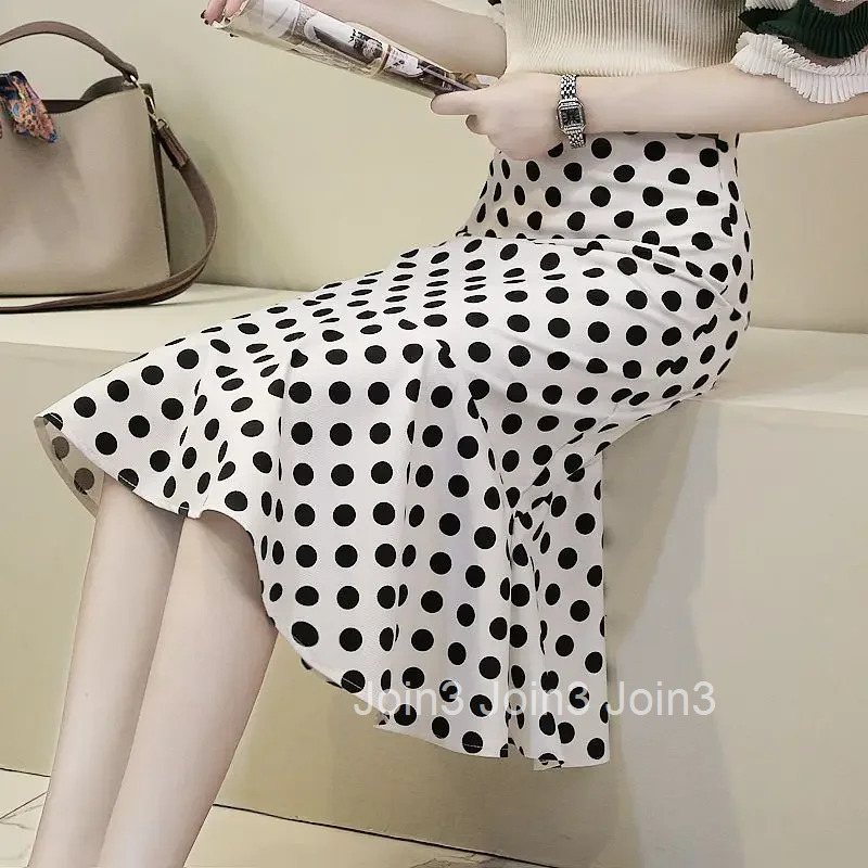 Flare Woman Skirt Ruffle Midi High Waist Korean Fashion Stylish 2025 Trend Y2k Vintage New in Clothing A Line V Skirts for Women