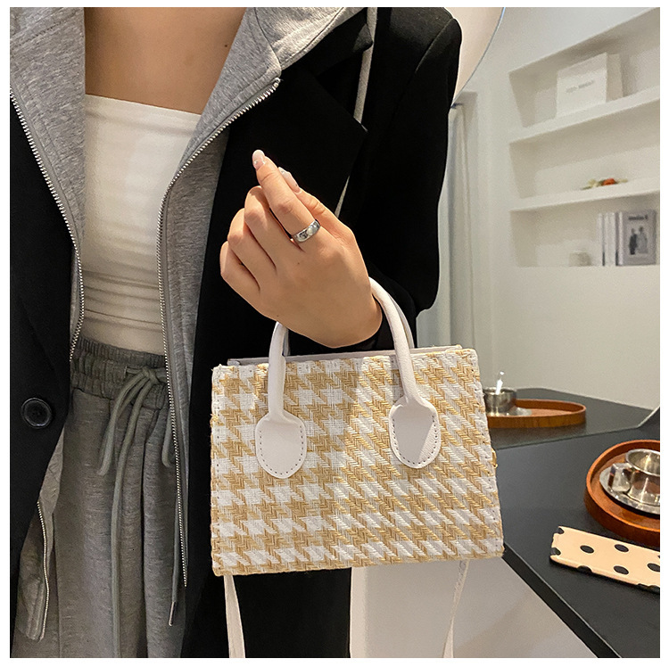 Free Luxury bag shipping for designers 2025 Niche Designer Bag for Women Trendy Versatile Plaid Shoulder Handbag Crossbody Tote Bag Small Square Bag f