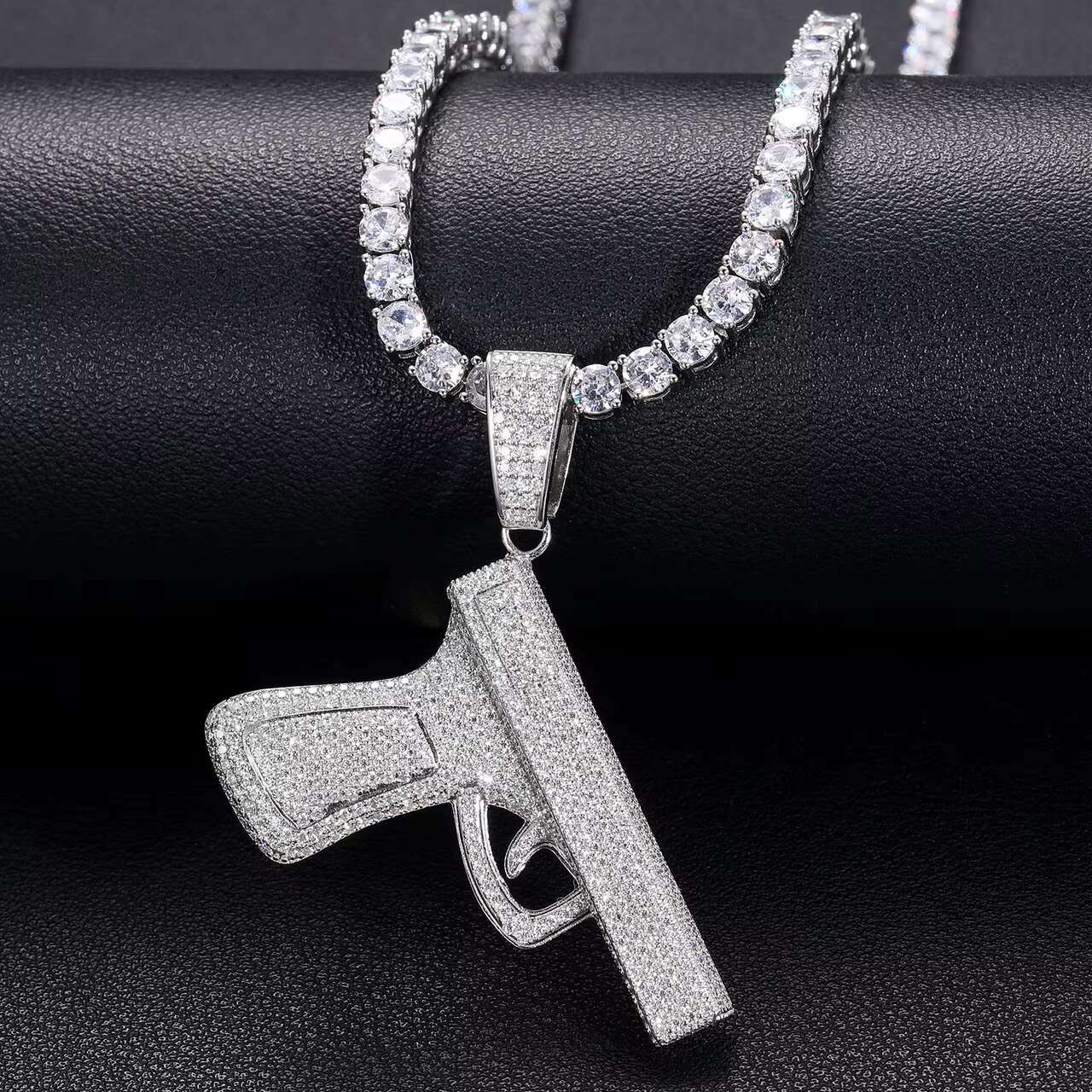 Iced 925 Sterling Silver Pistol Gun Pendant VVS Lab Diamond Moissanite Hip Hop Rapper Style Jewelry with Pendants Charms