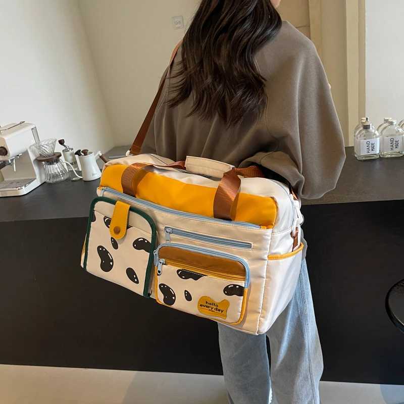 Travel Bag High-Looking Yoga Fitness Bag Womens Fashionable and Lightweight Boarding Bag for Maternity Business Trip Bag Tr W250618