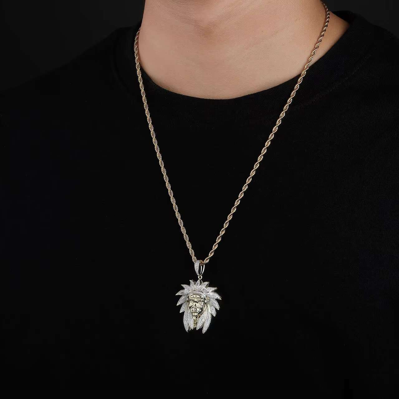 Chic Ice Flooding Effect: Chief Moissanite Pendent & Chain Necklace for Fashionistas