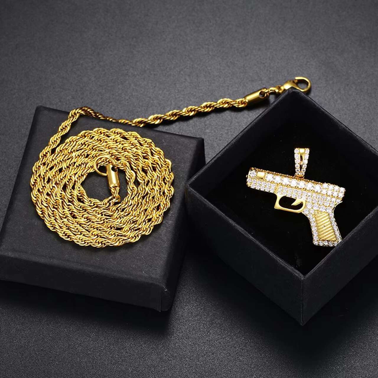 Small Pistol Gun Pendant 18K Gold 925 Sterling Silver Iced Hip Hop Style Full Moissanite Diamond Moissanite Pendants Charms