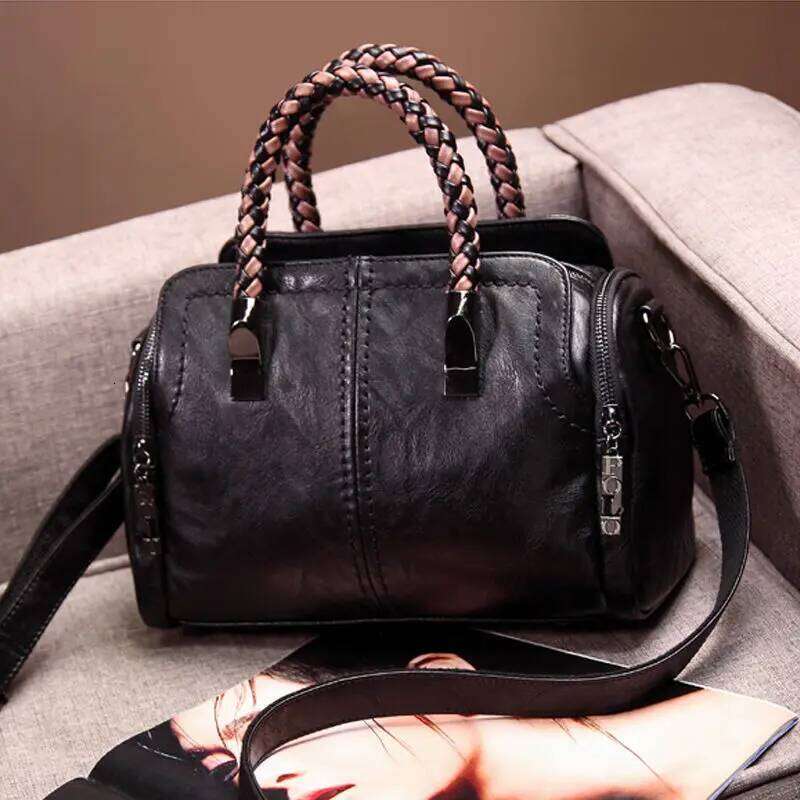 2025 New Wmoen Handbag Large Capacity Shoulder Soft Leather Female Crossbody Woven Hand Handle Ladies Commuter Bag