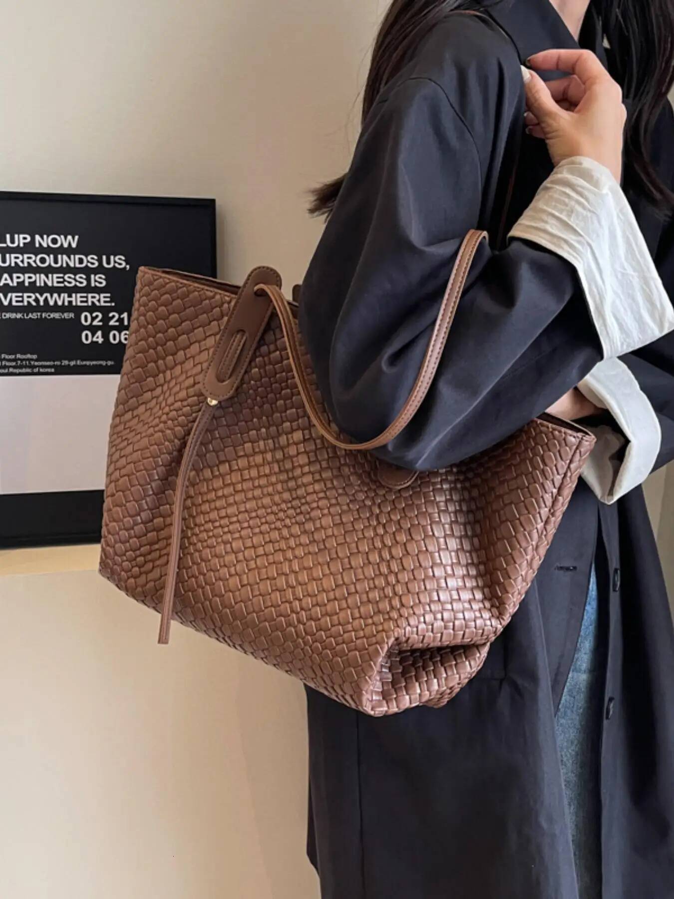 Retro Fashion Classic Solid Color Pu Woven Diamond Grid Designer Bag High Leather Double Handle Single Shoulder Large Capacity Portable Tote Bag