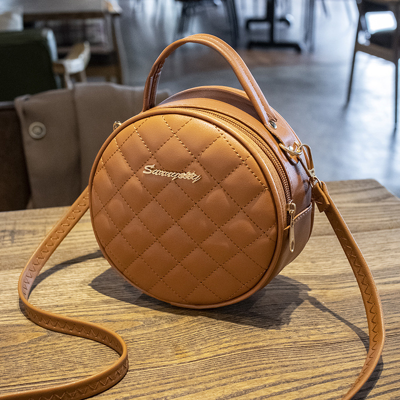 Free Shipping 2025 New Designer Bag Fashionable And Casual High-quality Shopping Bag Niche Circular Women's Trendy High-end Single Shoulder Handb