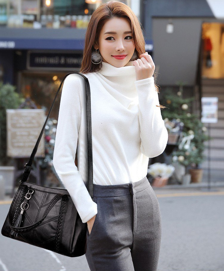 Free Shipping 2025 New Designer Bag Tassel Fashion High-quality Shopping Bag Large Capacity Solid Color Women's Shoulder Handbag