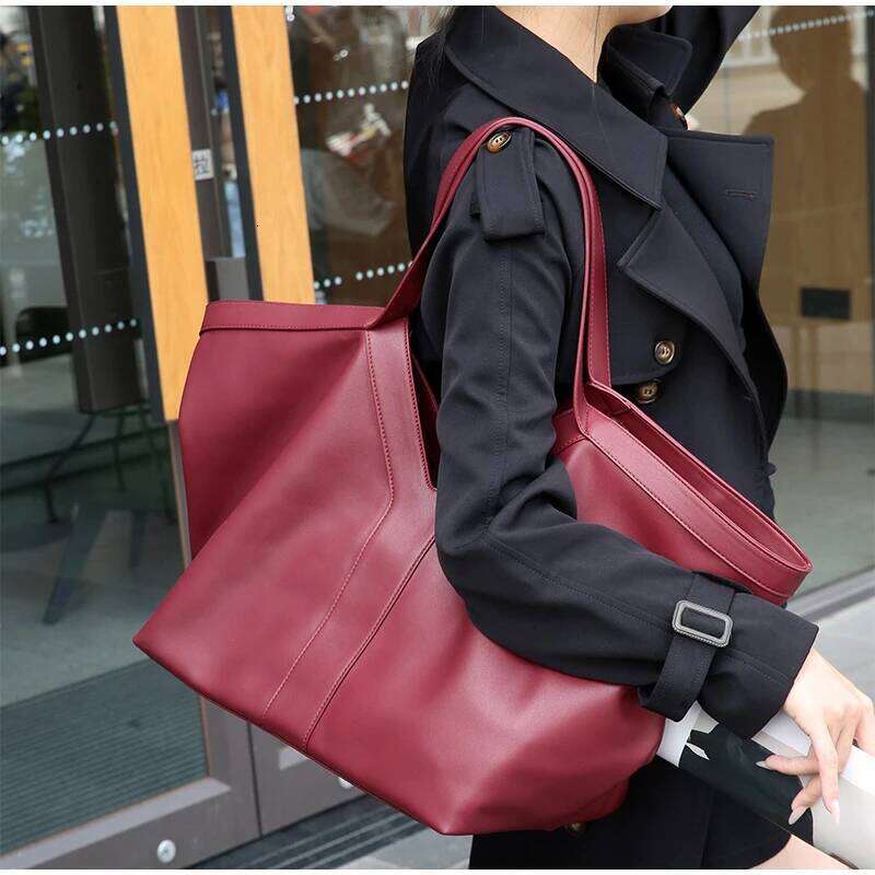 Soft Letter Women Shoulder New Genuine Leather Fashion Large Capacity Tote High-End Casual Commuting Brand Bag
