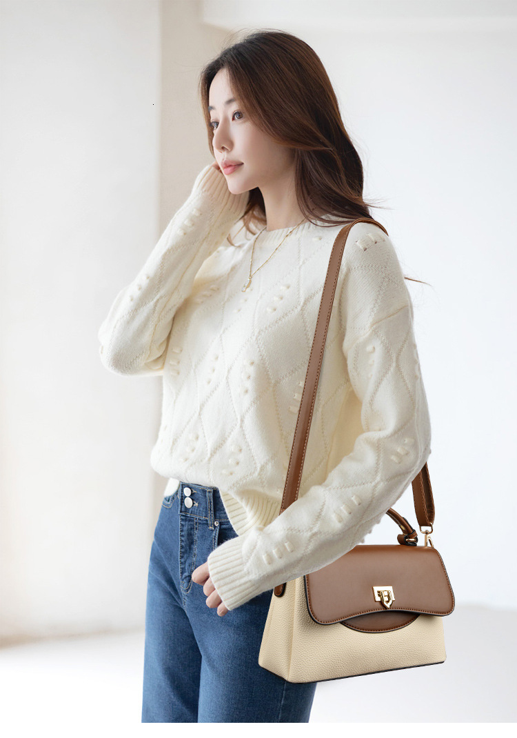 Designer's Free Delivery Handbag 2025 Luxury Bag New Multi-purpose Single-shoulder Crossbody Bag Korean Version Women's Small Square Bag