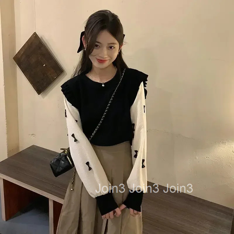 Knitted Top for Women Kawaii Black Ladies Sweaters Round O Neck Pullovers Cute Winter Thermal Blouse Jumper Y2k Fashion Korea