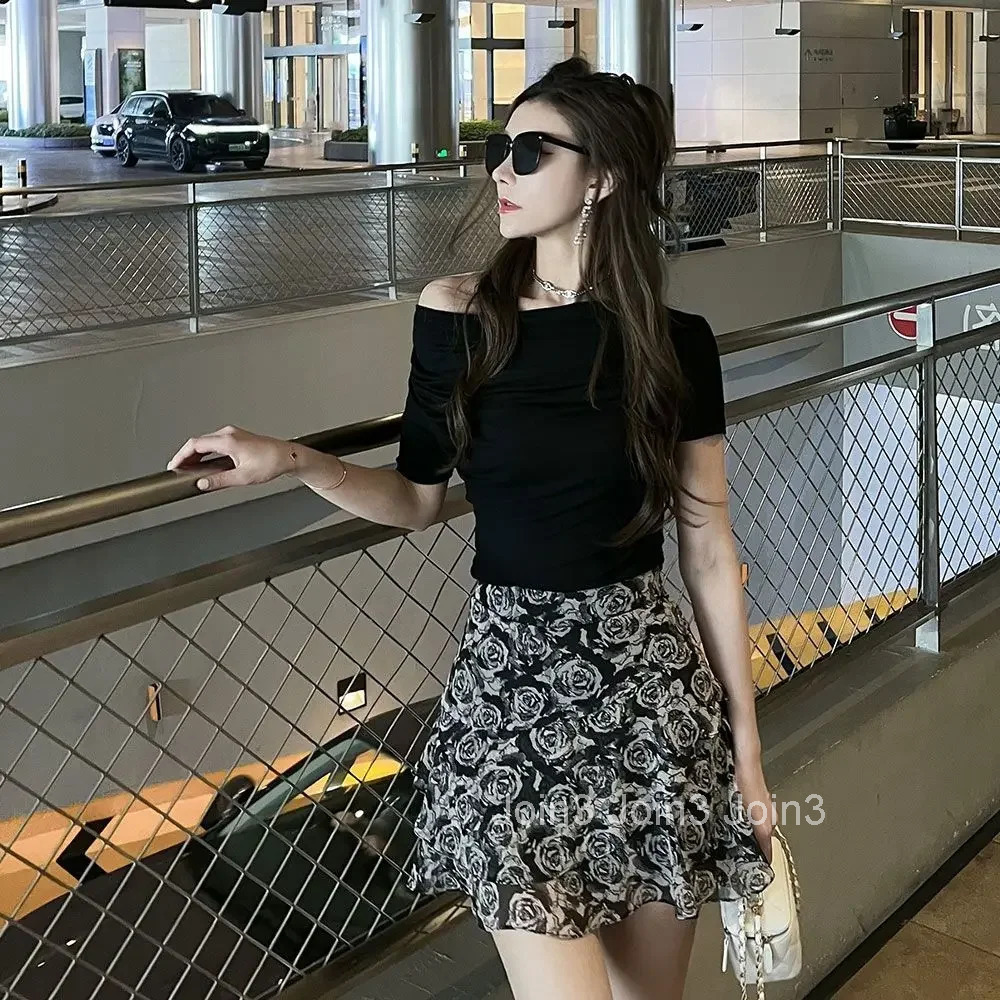 Short Tight Patchwork Floral Skirts for Women Wrap Ruffle Mini Gyaru Clothing Sales Vintage Aesthetic Y2k Casual V Woman Skirt