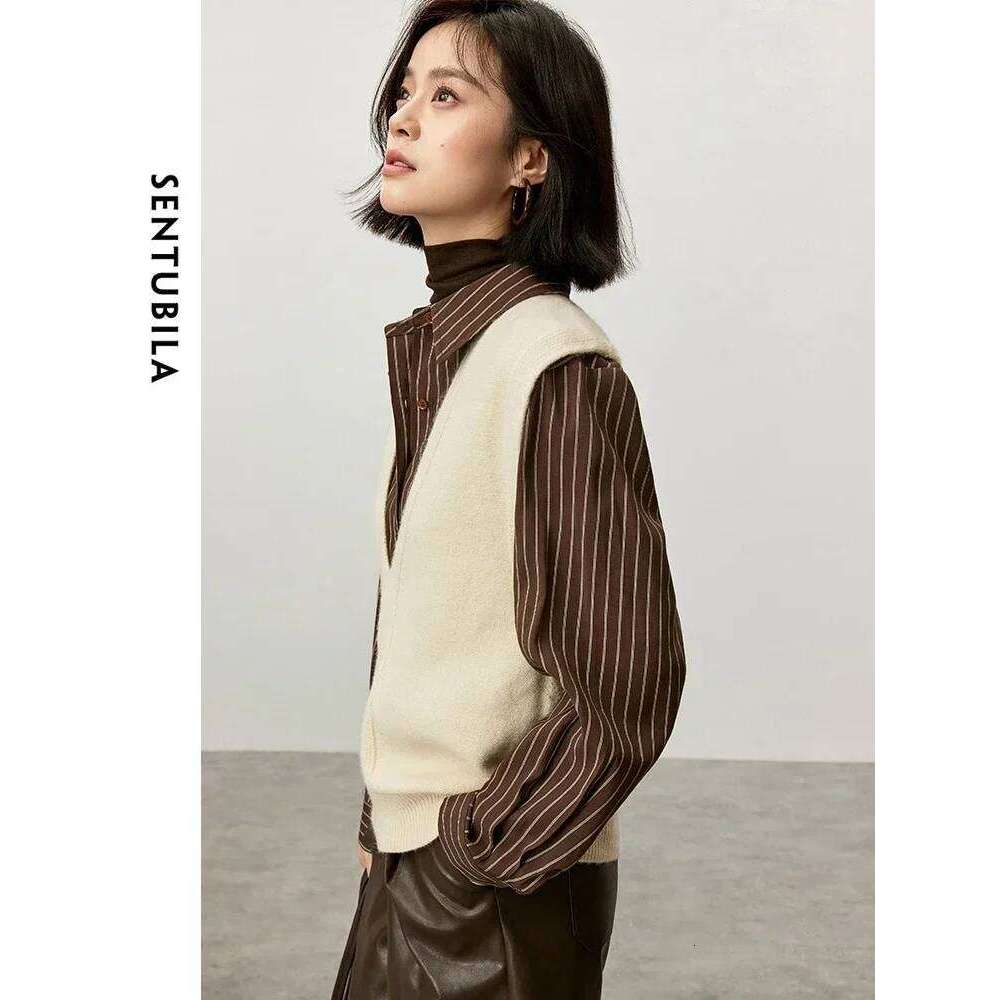 SENTUBILA Knitted Sweater Vest Women 2025 Spring Autumn Simple Basic Sleeveless V Neck Loose Pullovers Woman Clothing W43E56569