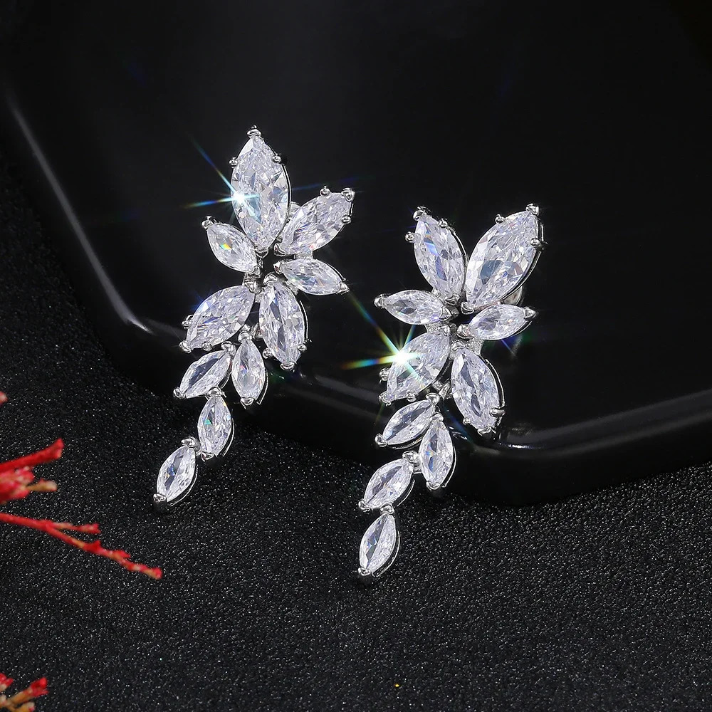 CAOSHI Stylish Wedding Jewelry Drop Earrings for Women Graceful Silver Color Bright Zirconia Pendant Accessories Gifts 250617