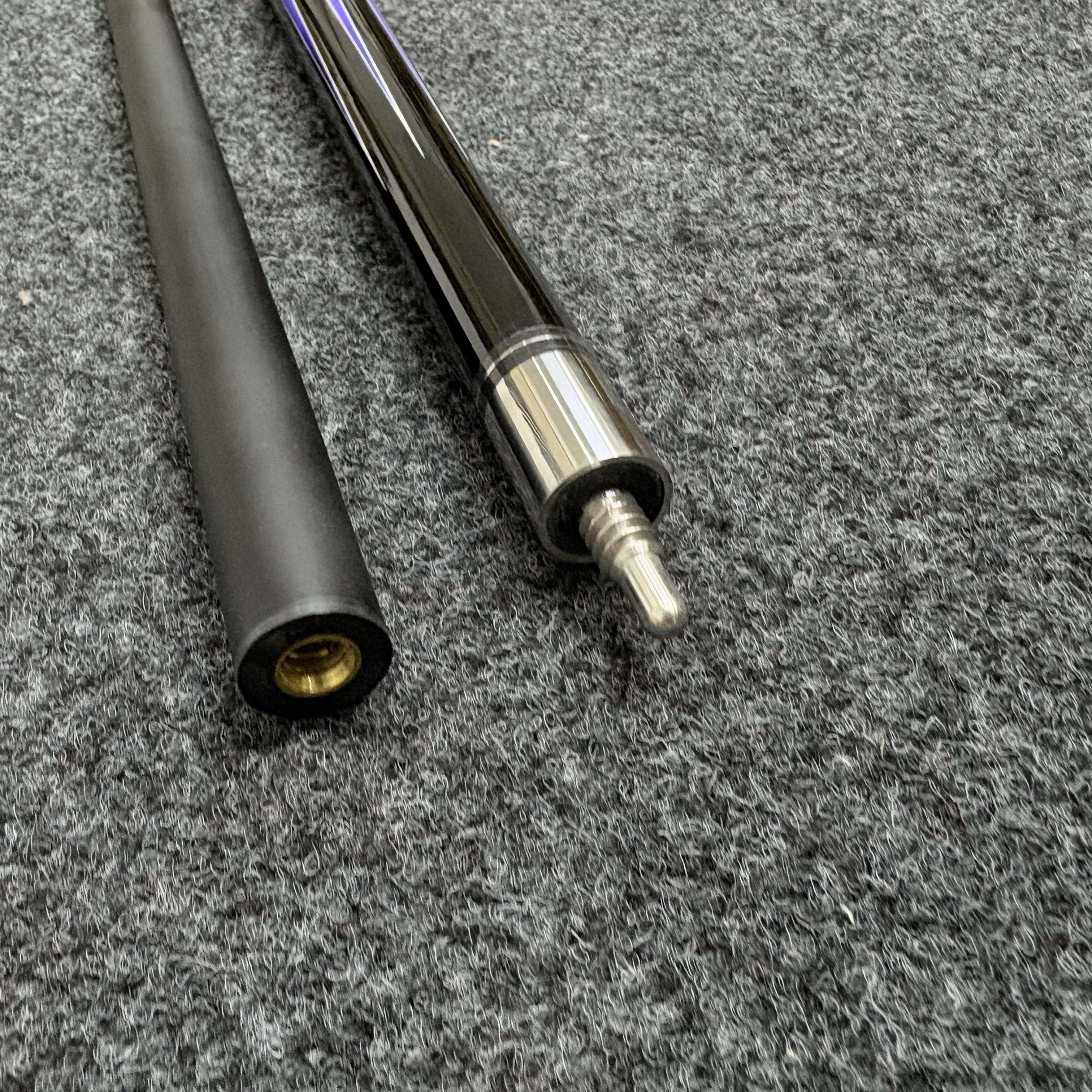Swordsman Carbon Fiber Pool Cue 1/2 Split Tech Wood 125mm Tip Size 19oz Black Technology Billiard
